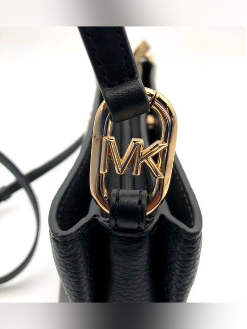 Michael Kors Trisha Crossbody Bag Black Pebbled Leather with
COA - Picture 2 of 7